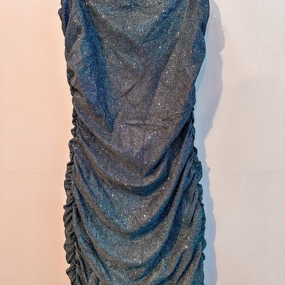Windsor Dresses! - Picture 2 of 2